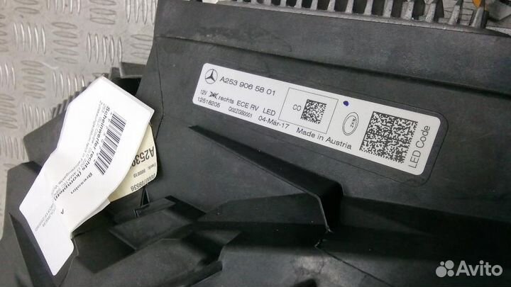 Фара правая Mercedes-Benz GLC