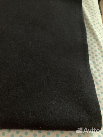 Отрез шерстяной ткани