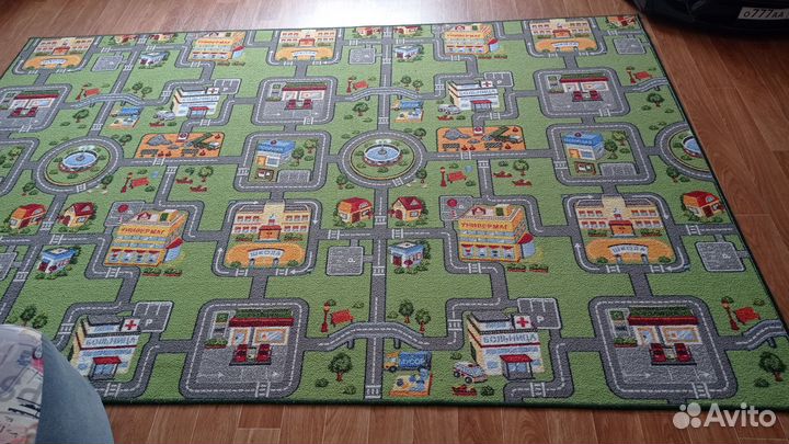 Набор мебели в детскую комнату