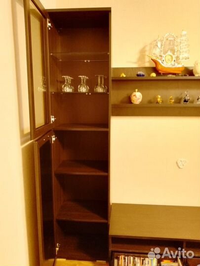 Стенка в гостиную бу