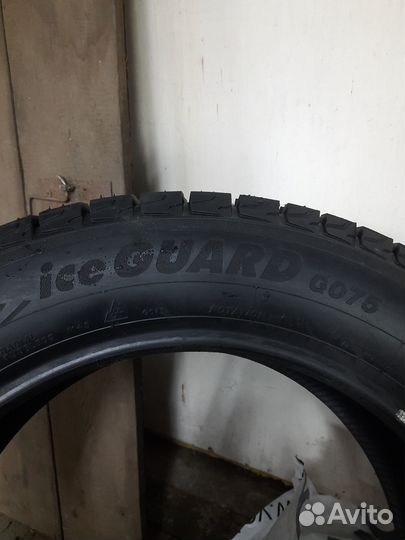 Yokohama Ice Guard SUV G075 225/60 R18