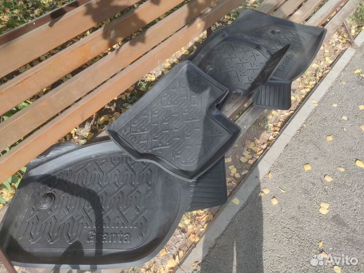 Коврики на LADA гранту