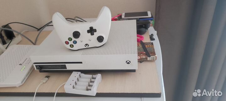 Игровая приставка xbox one s