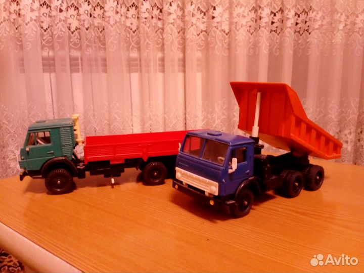 Коллекционные модели автомобилей 1/43 СССР