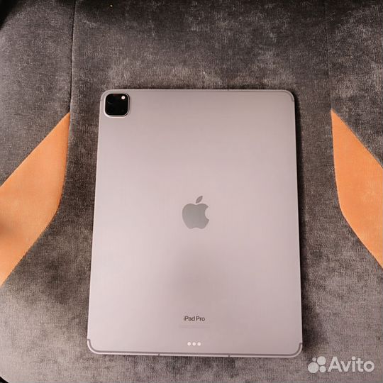 iPad pro 12.9 6- gen + magic keyboard 3 + pencil 2