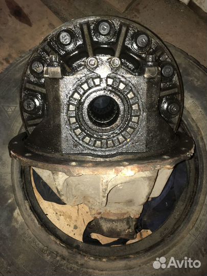 Редуктор заднего моста б/у с автобуса isuzu Богдан