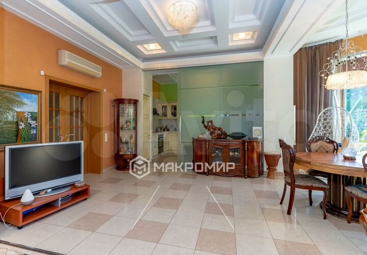 Коттедж 324,4 м² на участке 24,5 сот.