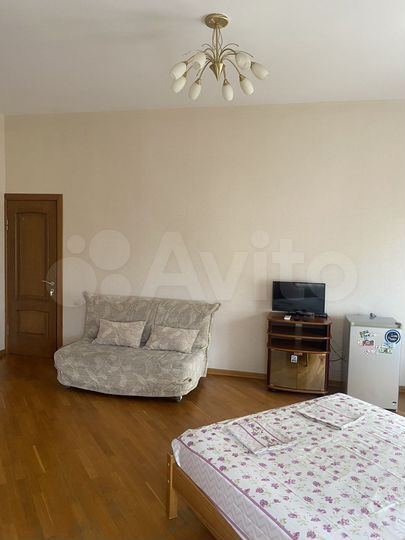 Комната 25 м² в 4-к., 3/3 эт.