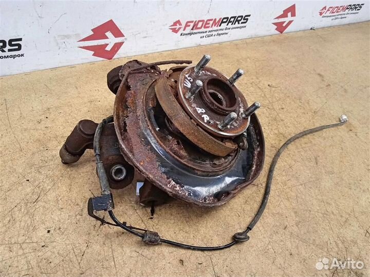 Кулак задний правый KIA Sorento XM