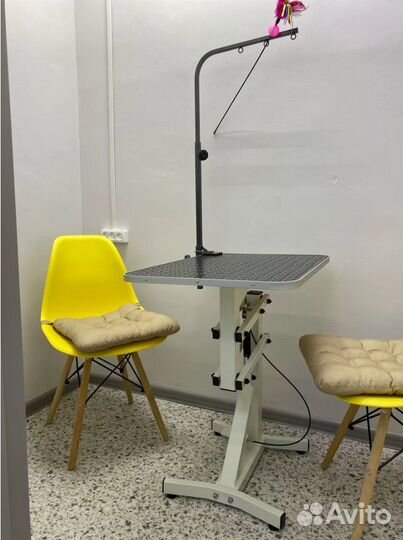 Стол для груминга с подъемником (новый)