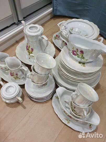 Столовый сервиз новый