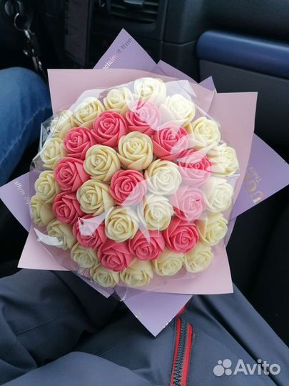 Букет из шоколадных роз