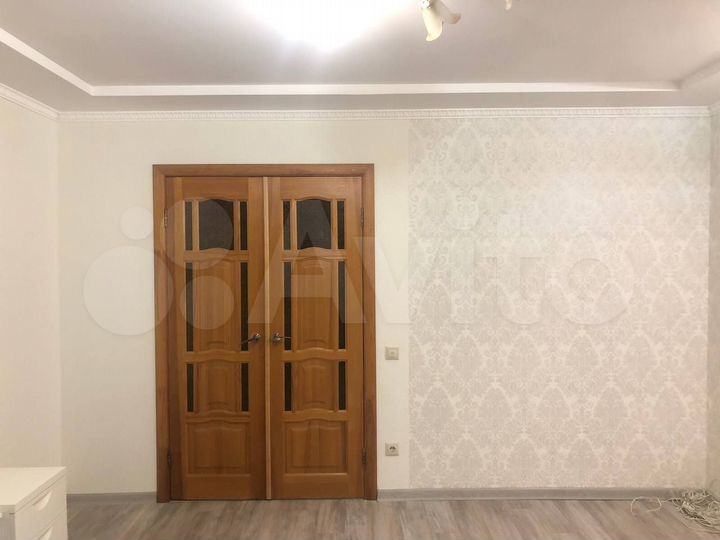 2-к. квартира, 60 м², 2/10 эт.