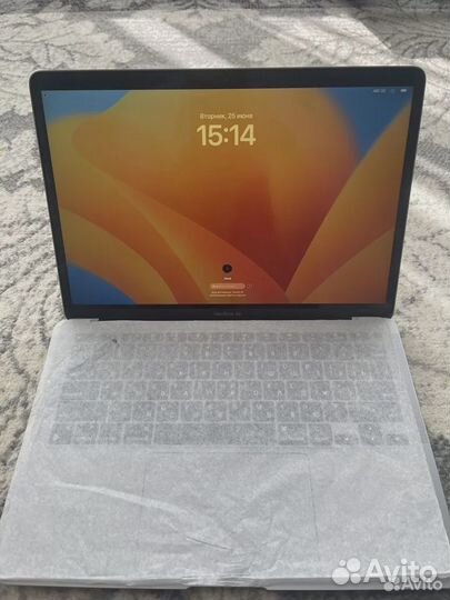 Apple MacBook Air M1