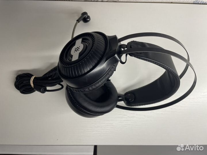 Игровые наушники (гарнитура с микрофоном)
