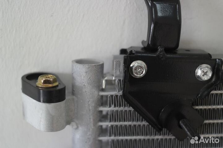 Радиатор кондиционера Лада Калина 04-13