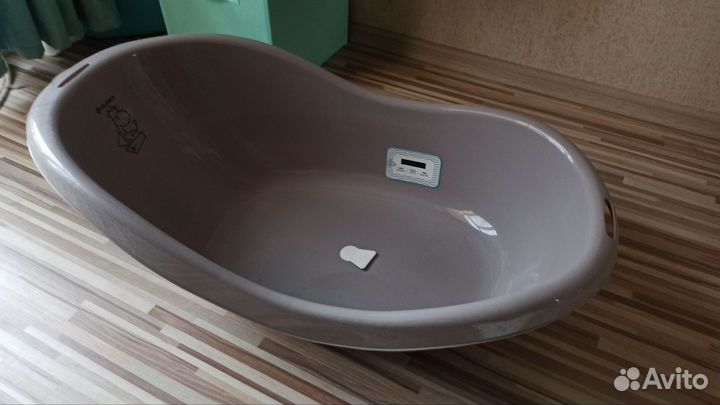 Детская ванночка и горка для купания