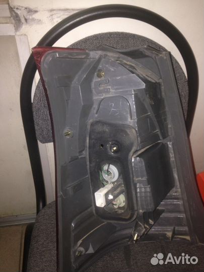 Продам стоп-сигнал левый