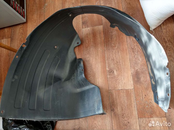 Подкрыльник передний на Hyundai Solaris 2