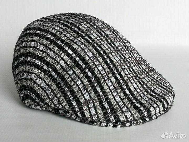 Клетчатая кепка 