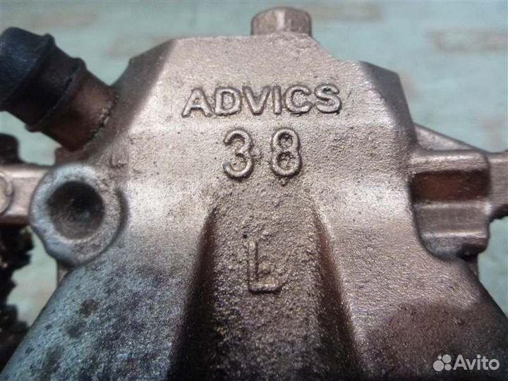 Суппорт задний левый Toyota Rav4 ASA44 2arfe 2013