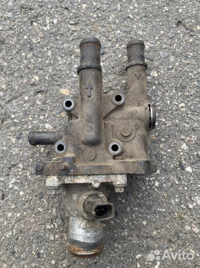 Корпус термостата Opel Astra H