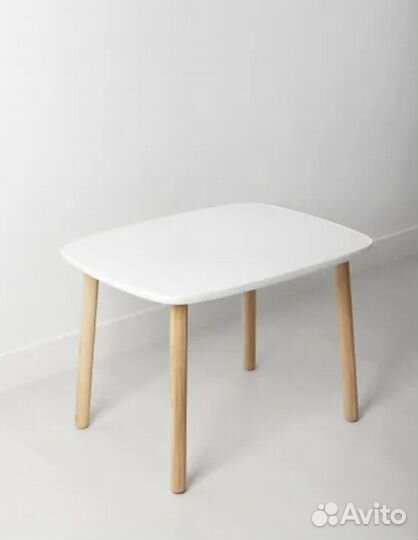 Детский стол