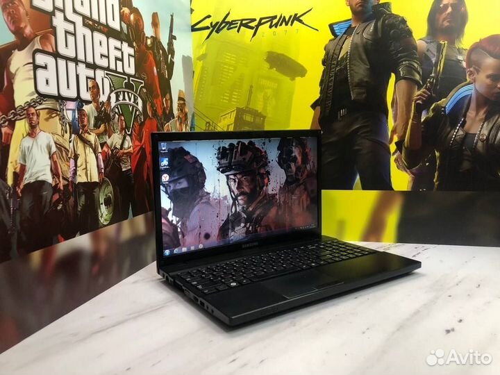 Ноутбук Samsung