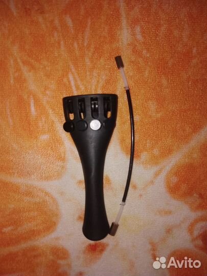 Струнодержатель 1/4