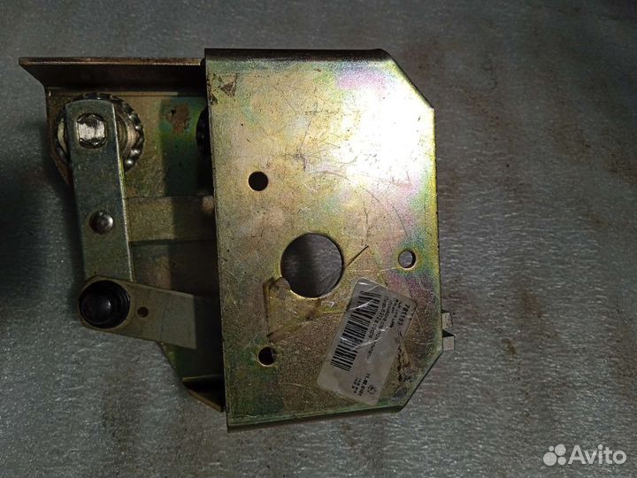 Площадка стеклоочистителя лиаз 6212 в сборе