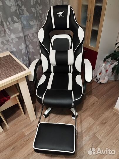 Игровое кресло компьютерное