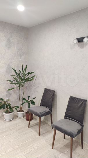 2-к. квартира, 51 м², 2/5 эт.