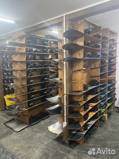 Прокат сноубордов и горных лыж