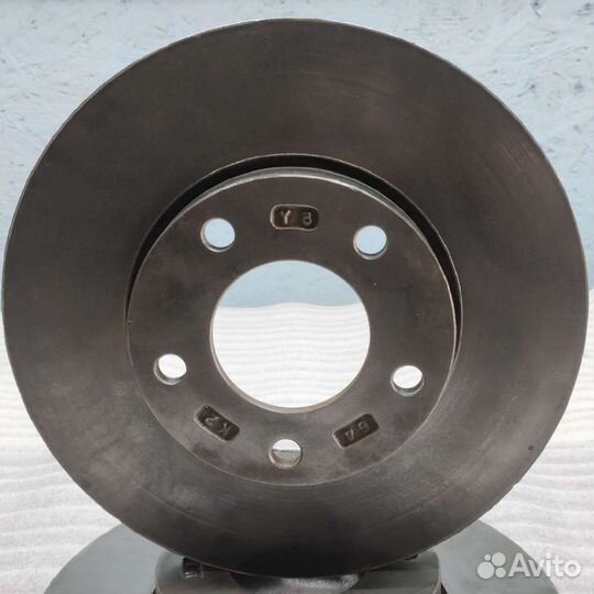 Тормозные диски передние Mazda 3