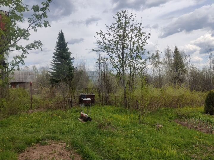 Дача 10 м² на участке 10 сот.