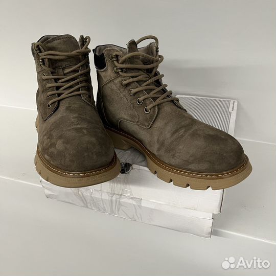 Ботинки замшевые 46 демисезонные мужские