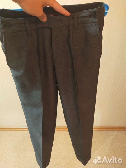 Жилетка и брюки для школы