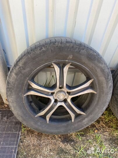 Колеса на Toyota RAV4 Michelin 225/60 R18