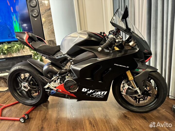 Ducati Panigale V4 SP2