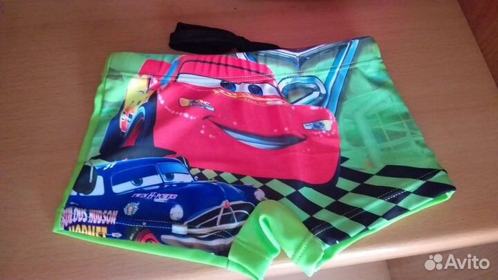 Новые плавки для купания