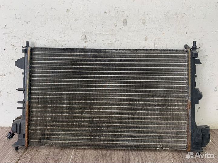 Радиатор двс Opel Vectra C Z18XER 2007