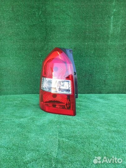 Фонарь задний левый Hyundai tucson 1