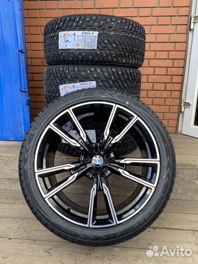 R21 Zmax Winternova Stud II 275/45, PCD 5x112 DIA 66.6