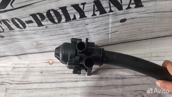 Термостат VAG Поло Рапид Джетта Polo Rapid