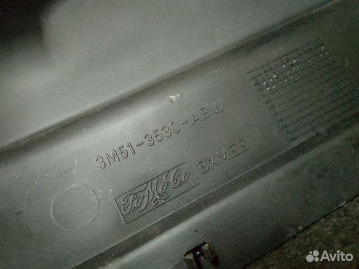 Кожух рулевой колонки Ford Focus 2 2 поколение