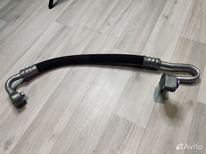 Трубка кондиционера VW Passat B5+ Skoda Superb