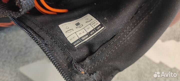 Лыжные ботинки разные, листайте фото