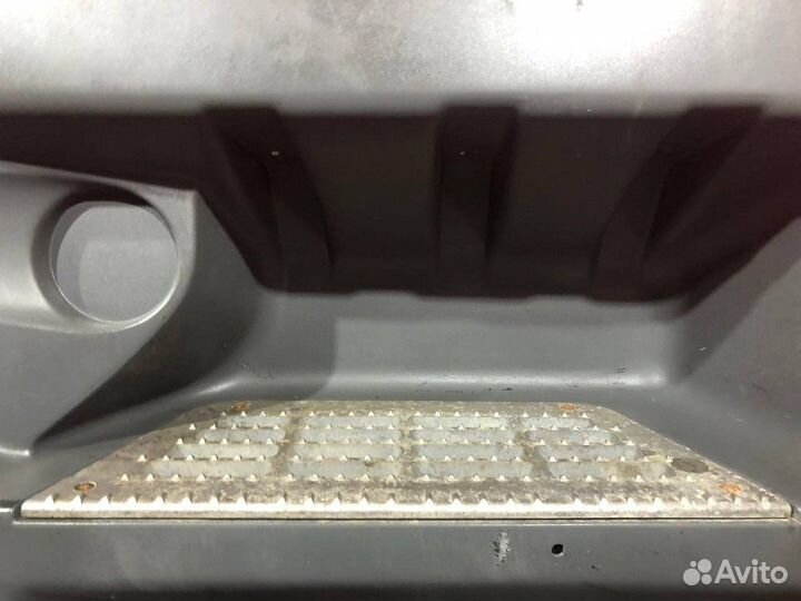 Корпус подножки правый Daf XF105, Daf XF95