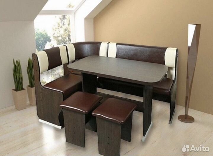 Кухонный уголок новый в упаковке