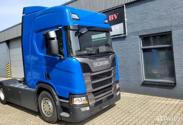 Pазбираем грузовик Scania 6 series с 2016